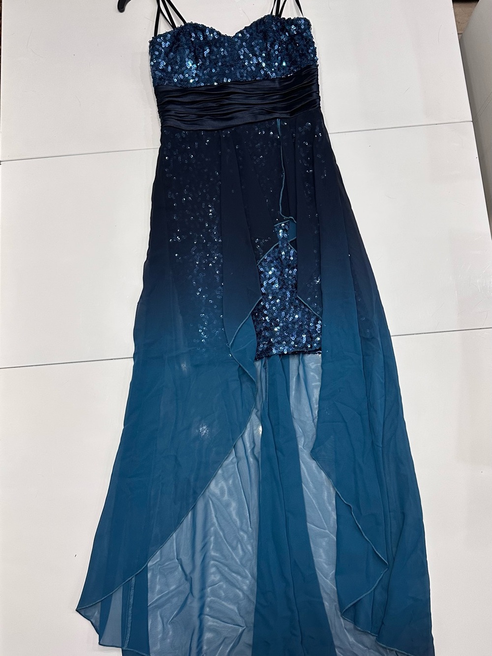 Xtraordinary Teal Blue Ombre Sequin High-Low Prom Dress Size 3 EUC